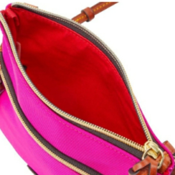 NWT Dooney & Bourke double Zip crossbody Fuschia - Picture 9 of 10